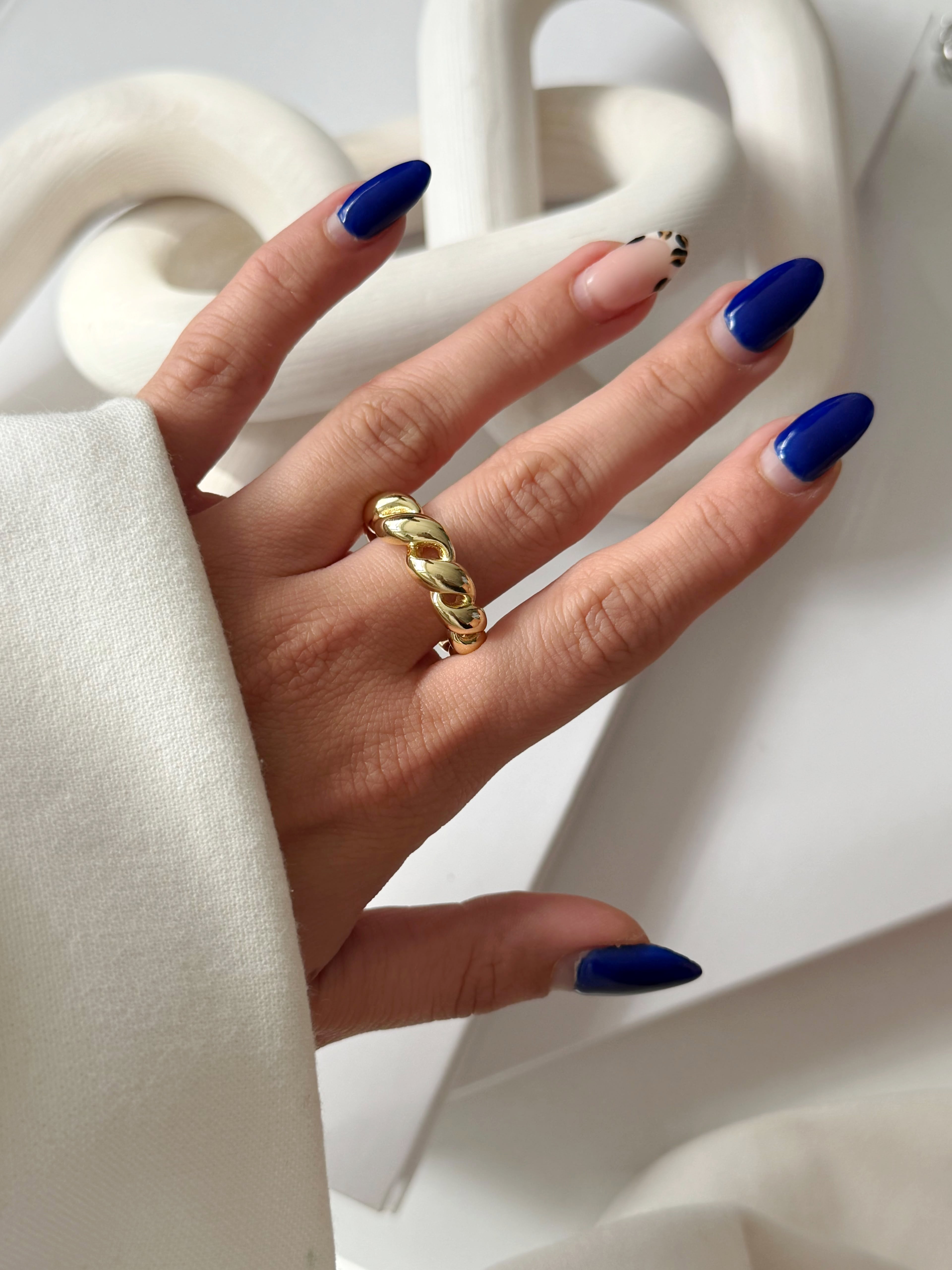CW1RING0012-gold-chunky-twisted-croissant-dome-ring-catwalkjewellery wholesale jewelry RINGS Catwalk Jewellery Europe