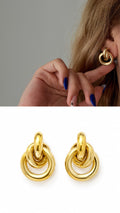 CW1VPEARNG0014-gold-interlocking-double-ring-stud-earrings-catwalkjewellery wholesale jewelry VIP 14K EARRINGS  Catwalk Jewellery Europe