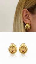 CW1VPEARNG0018-gold-ribbed-love-knot-stud-earrings-catwalkjewellery wholesale jewelry VIP 14K EARRINGS  Catwalk Jewellery Europe