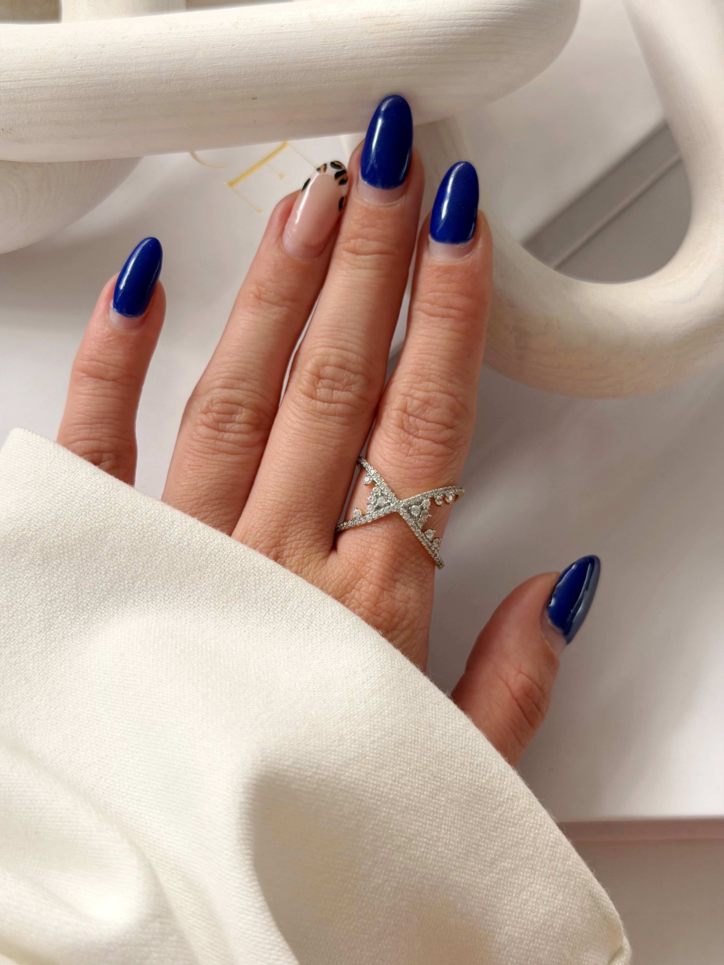 CW1RING00120-silver-cz-pave-criss-cross-x-statement-ring-catwalkjewellery wholesale jewelry RINGS Catwalk Jewellery Europe