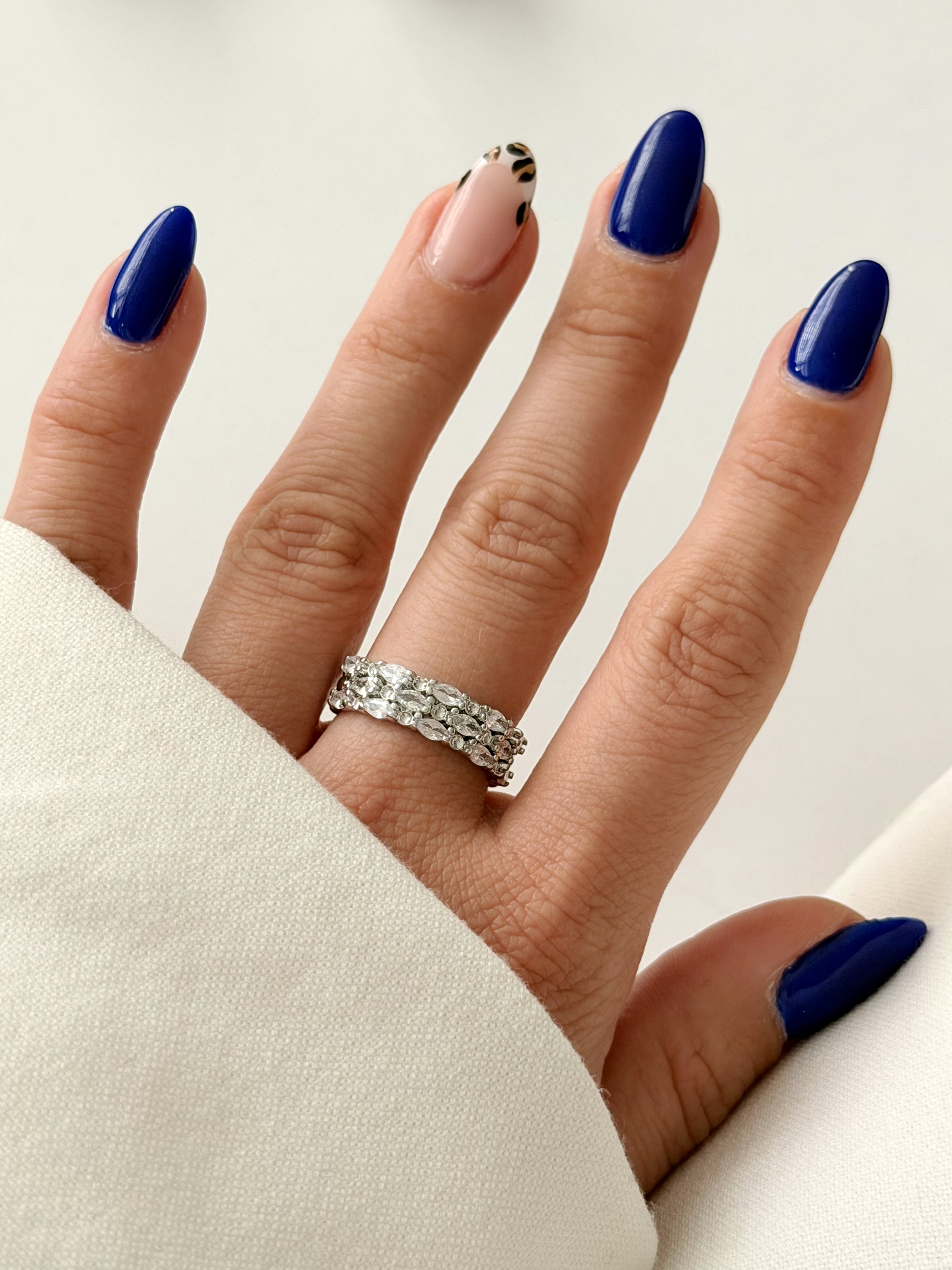 CW1RING00188-silver-triple-row-marquise-cz-cluster-eternity-band-ring-catwalkjewellery wholesale jewelry RINGS Catwalk Jewellery Europe