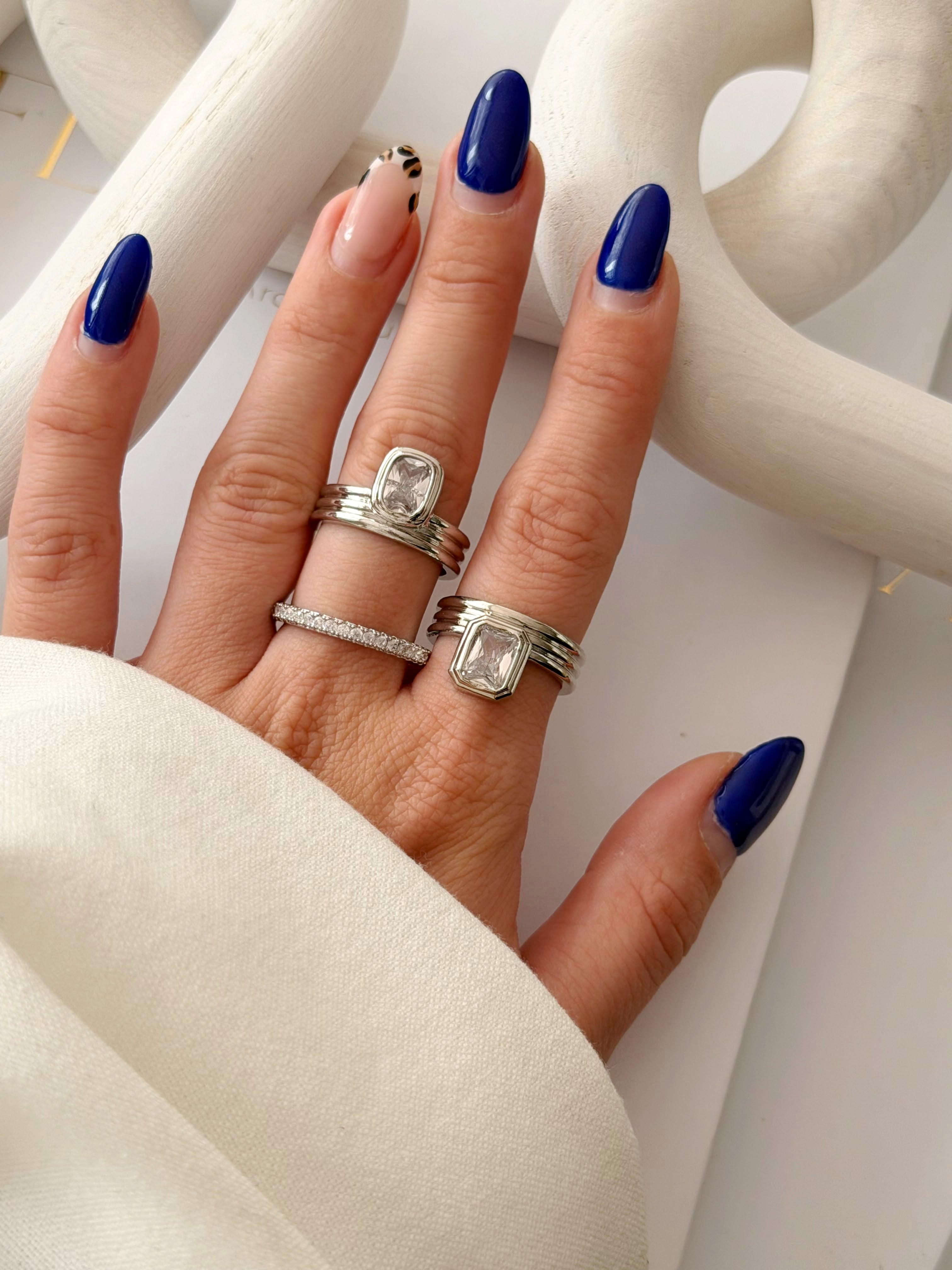 CW1RING00207-silver-chunky-bezel-set-emerald-cut-cz-triple-ring-set-catwalkjewellery wholesale jewelry RINGS Catwalk Jewellery Europe