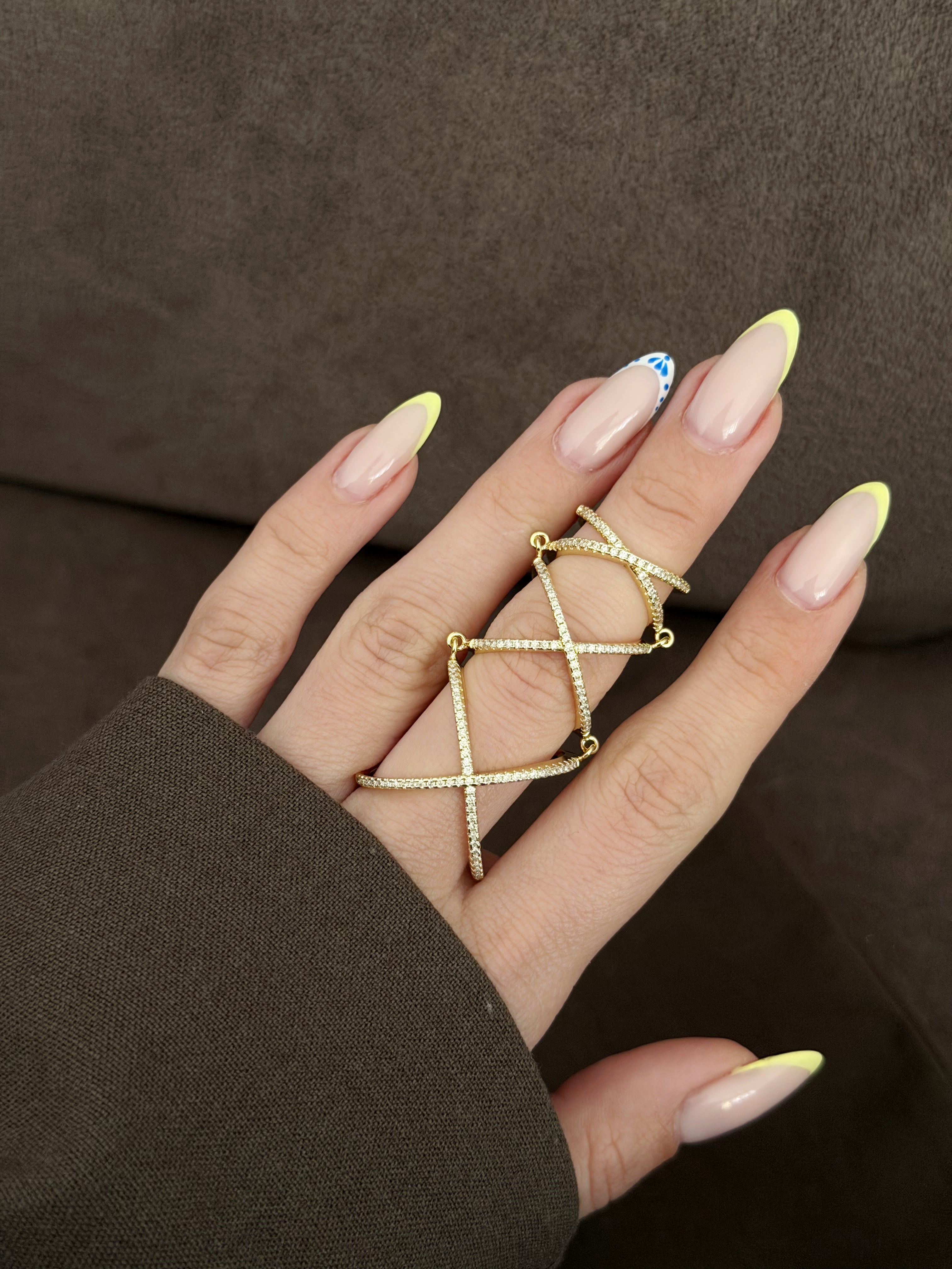 CW1RING00214-gold-cz-pave-articulated-full-finger-criss-cross-ring-catwalkjewellery wholesale jewelry RINGS Catwalk Jewellery Europe