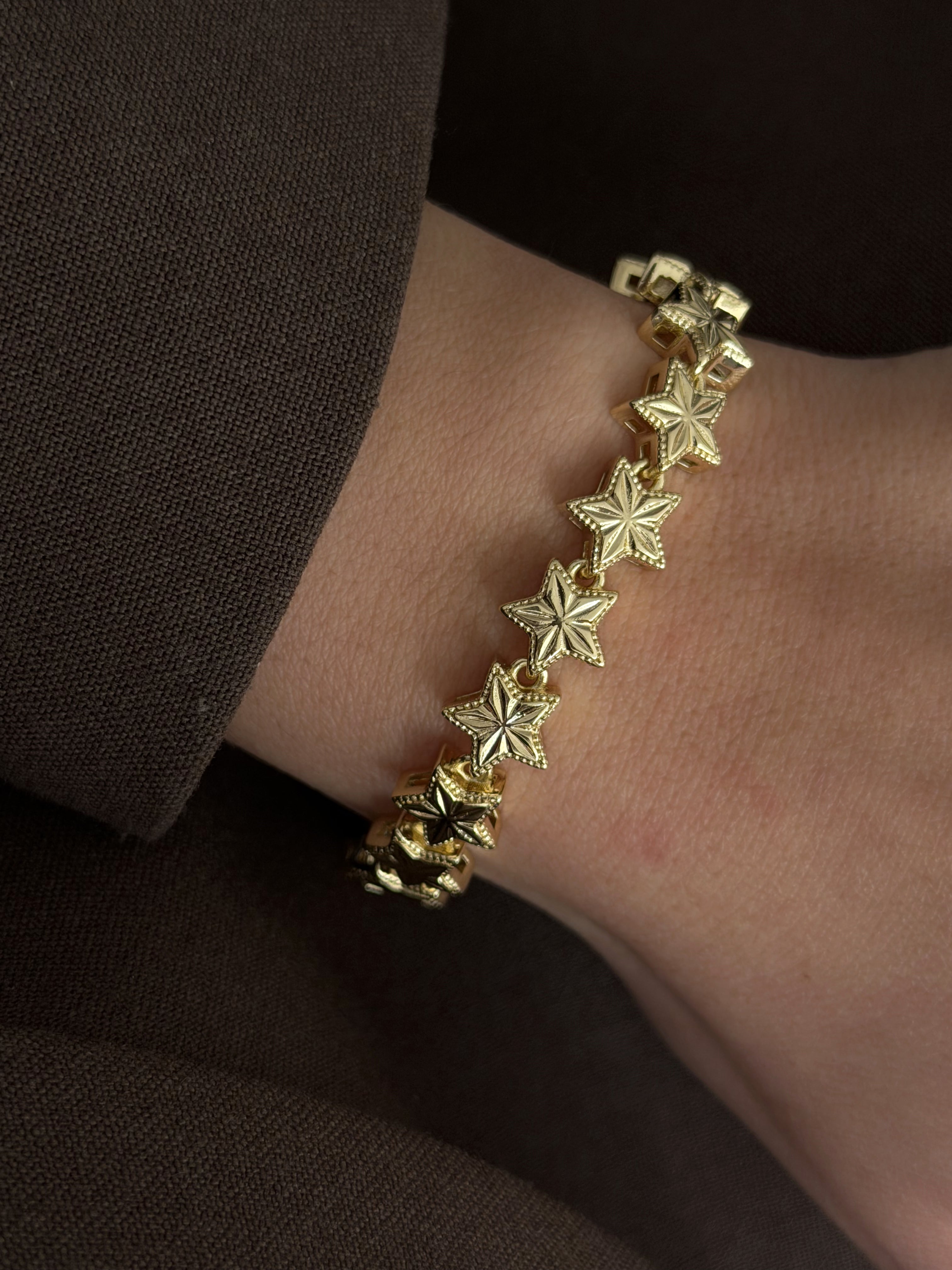 Gold Solid Chunky Star Link Bracelet wholesale jewelry BRACELETS  Catwalk Jewellery Europe