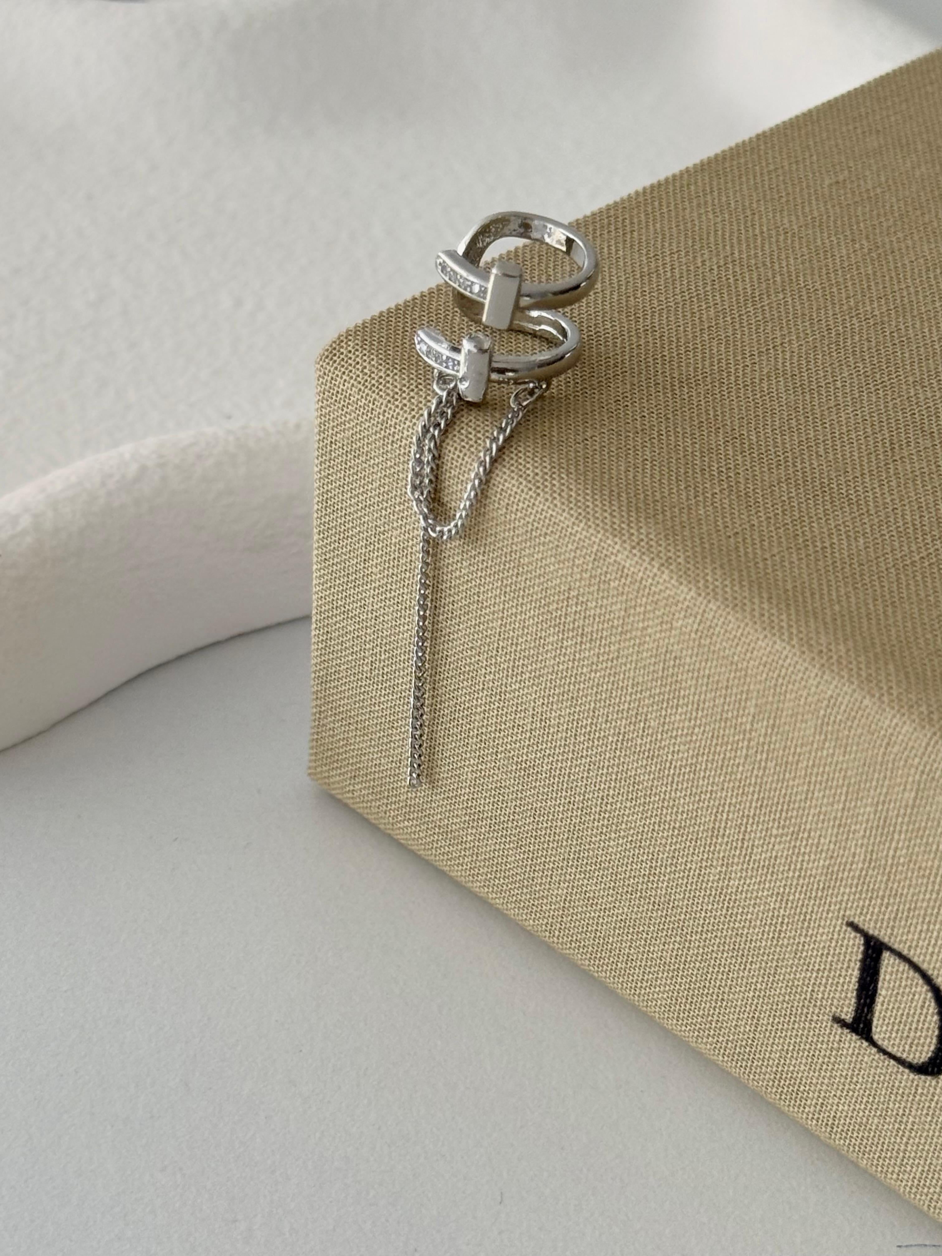 Ear Cuff Stainless Steel Waterproof Trendy Wholesale Myaccessories wholesale jewelry EARCUFFS  Catwalk Jewellery Europe