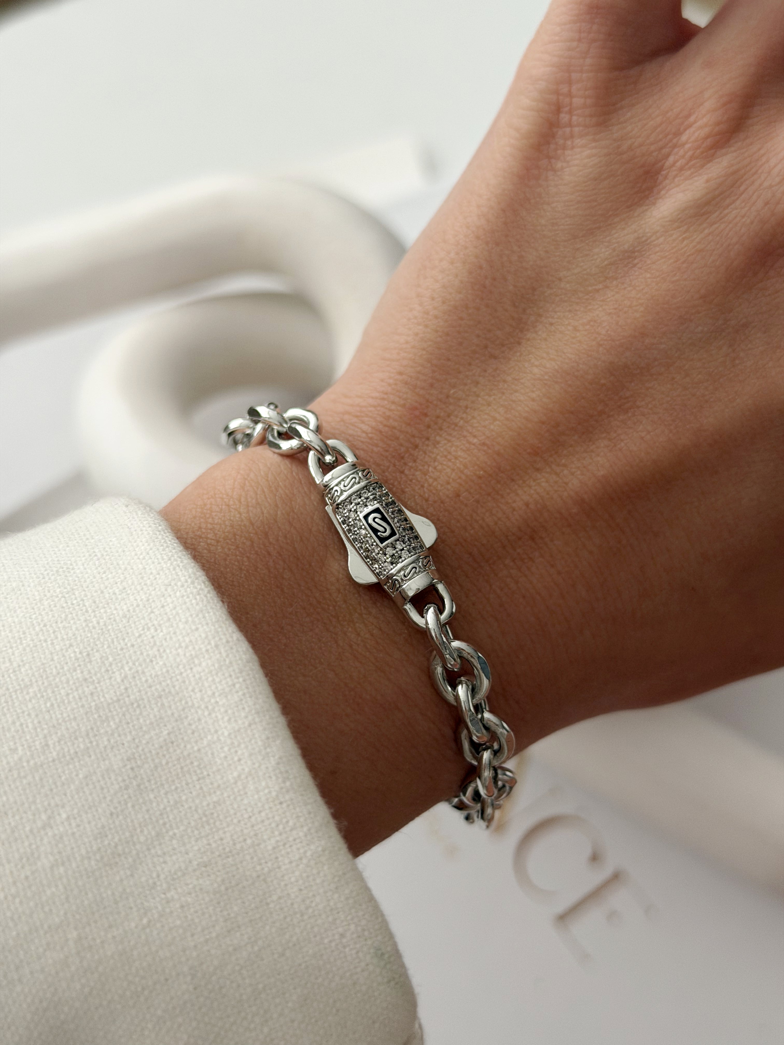 Silver Cz Pave Buckle Clasp Cable Chain Bracelet wholesale jewelry BRACELETS  Catwalk Jewellery Europe