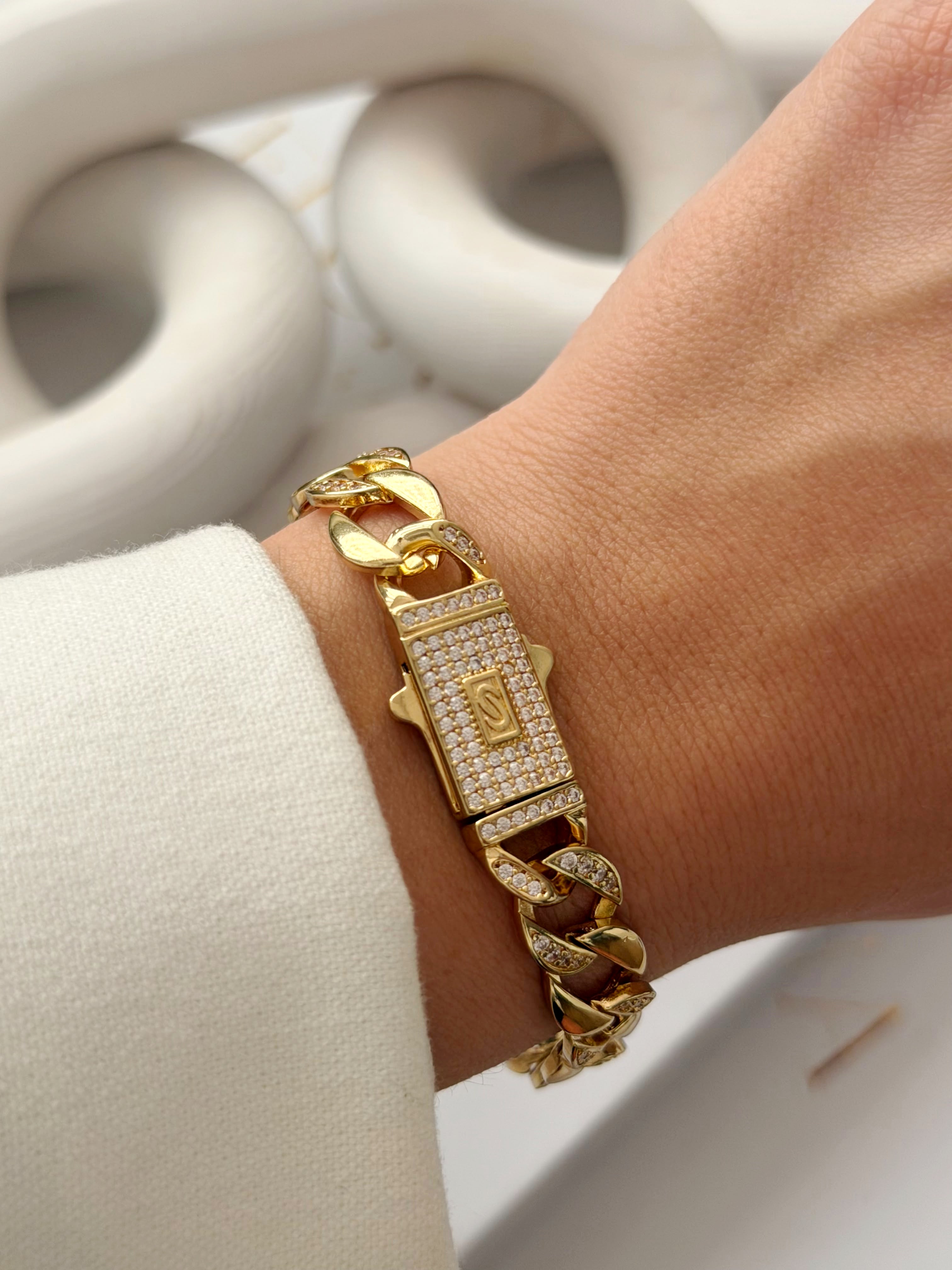 Gold Cz Pave Buckle Clasp Chunky Curb Chain Bracelet wholesale jewelry BRACELETS  Catwalk Jewellery Europe