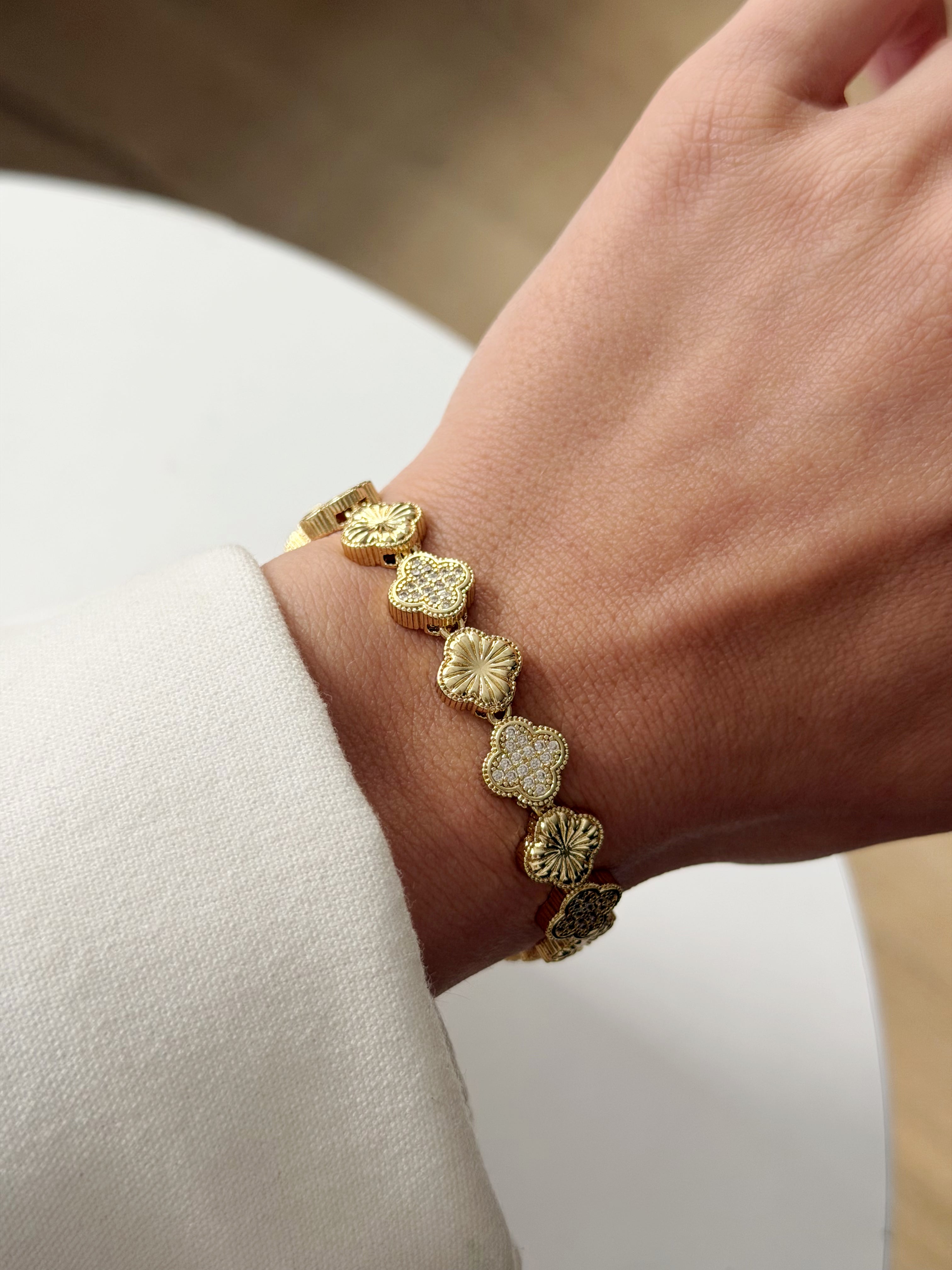 Gold Cz Pave Textured Clover Motif Link Bracelet wholesale jewelry BRACELETS  Catwalk Jewellery Europe