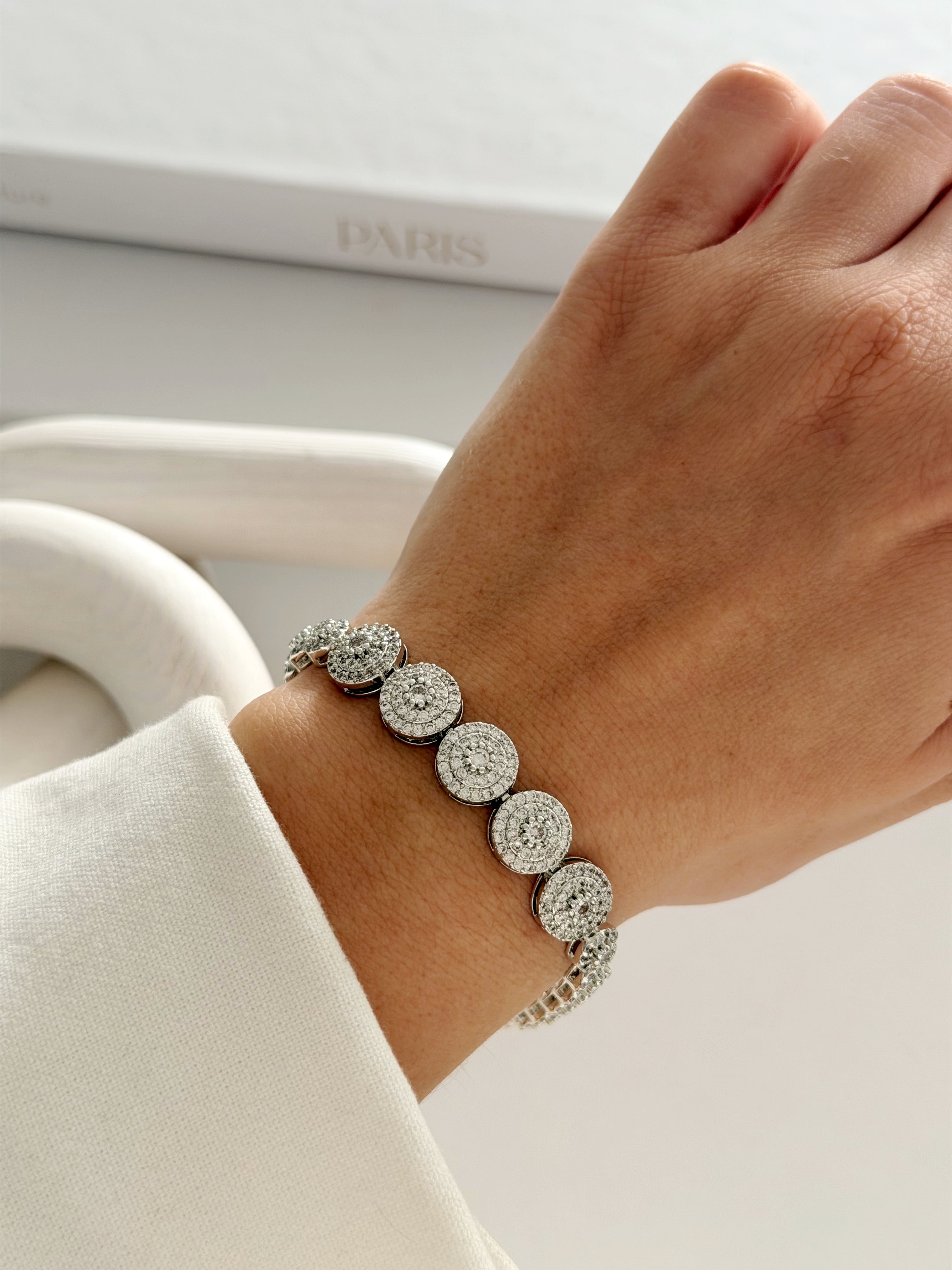 Silver Cz Pave Round Disc Cluster Link Bracelet wholesale jewelry BRACELETS  Catwalk Jewellery Europe