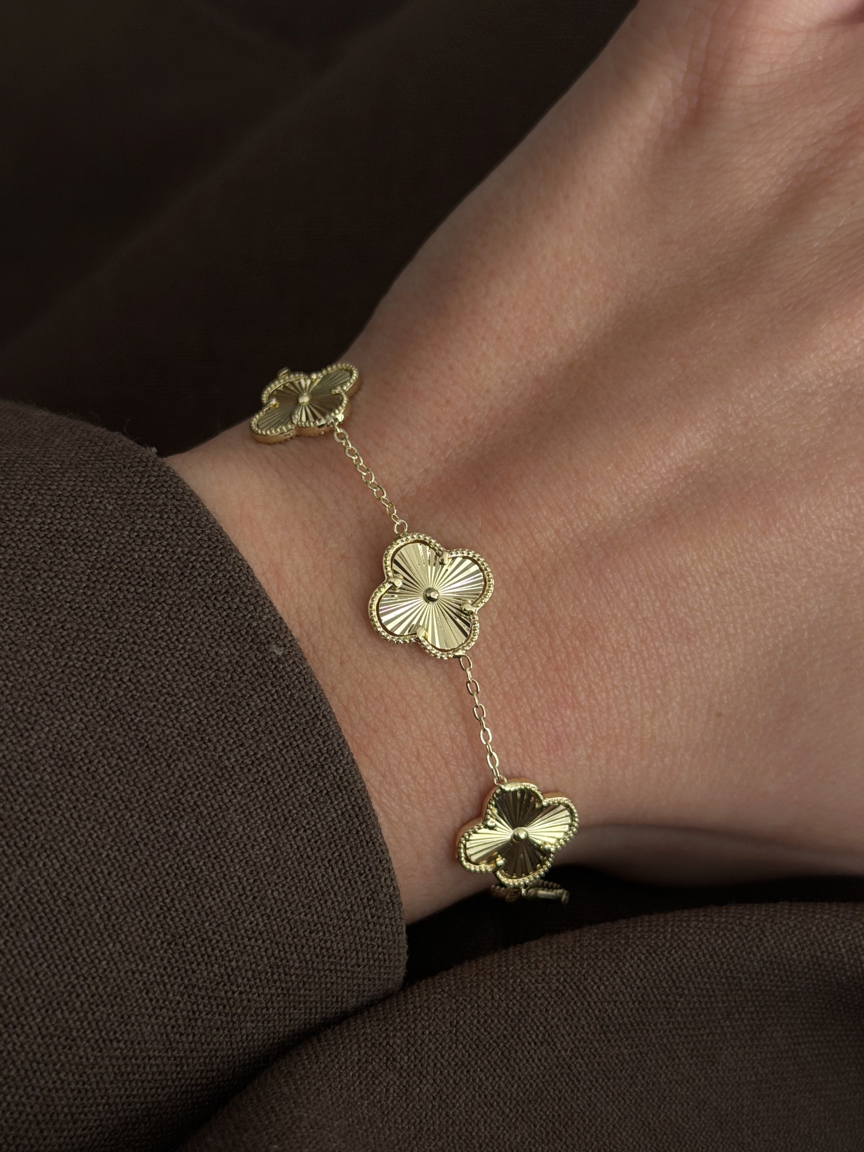 Gold Guilloche Clover Motif Station Bracelet Alternate Angle wholesale jewelry BRACELETS  Catwalk Jewellery Europe