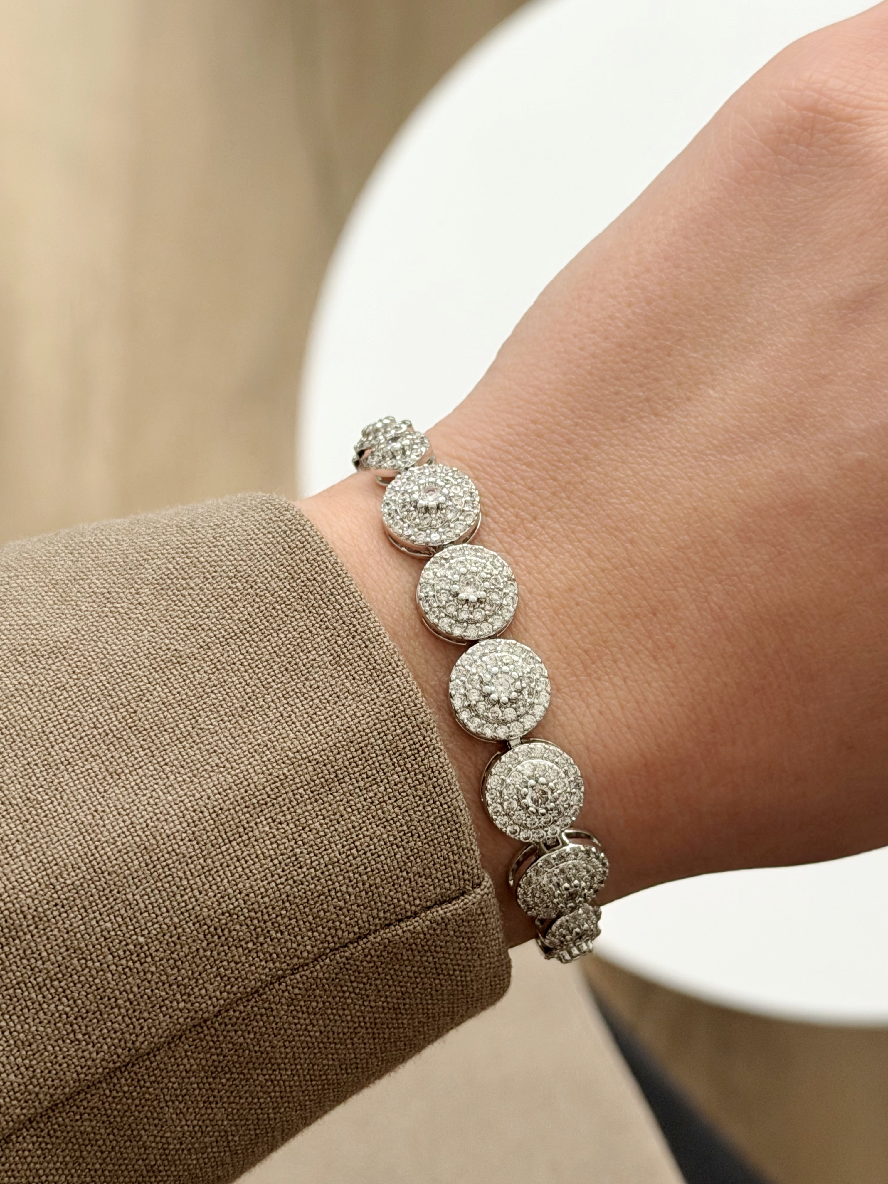 Silver Cz Pave Round Disc Halo Link Bracelet wholesale jewelry BRACELETS  Catwalk Jewellery Europe