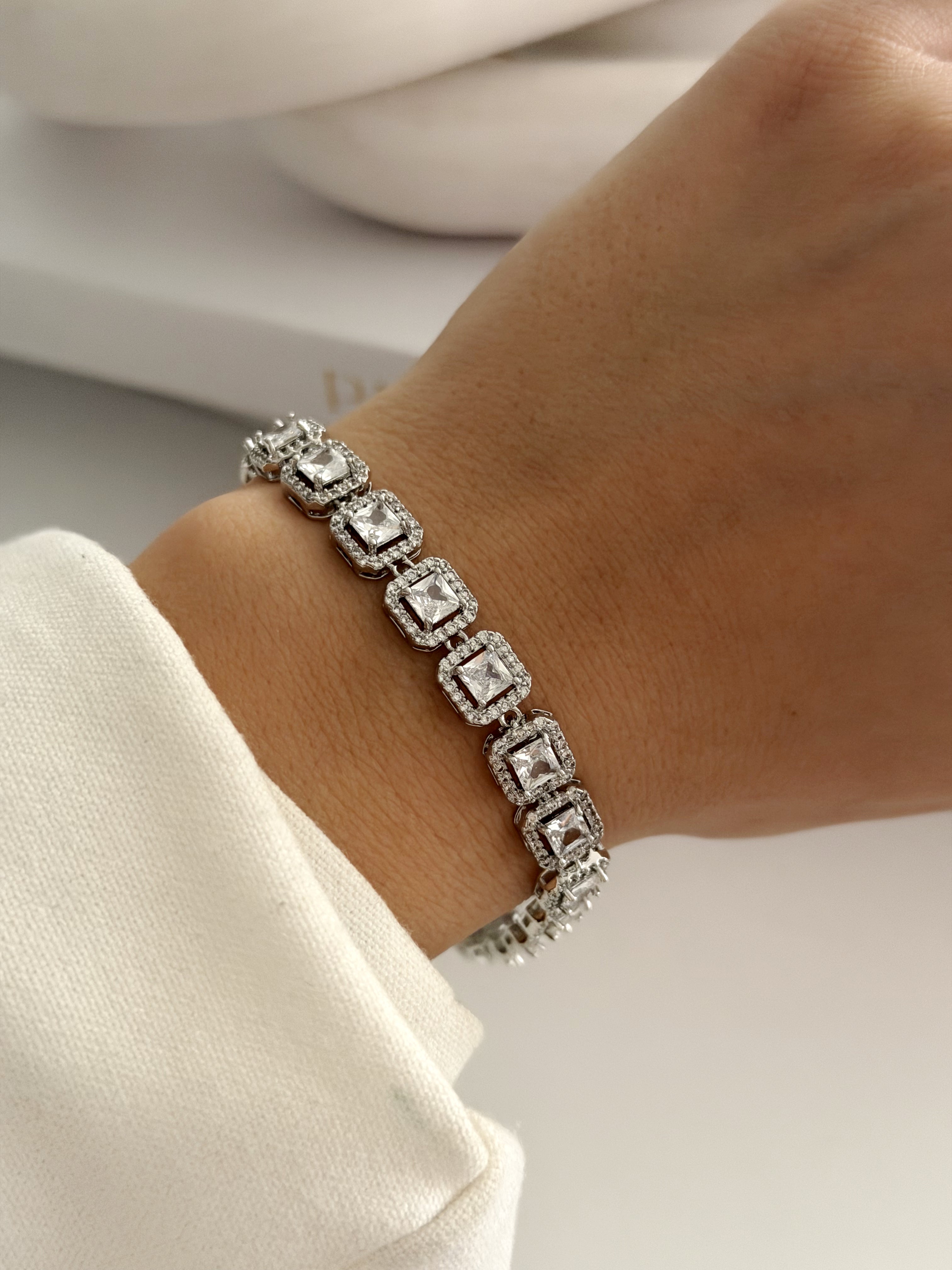 Silver Princess Cut Cz Square Halo Link Bracelet wholesale jewelry BRACELETS  Catwalk Jewellery Europe