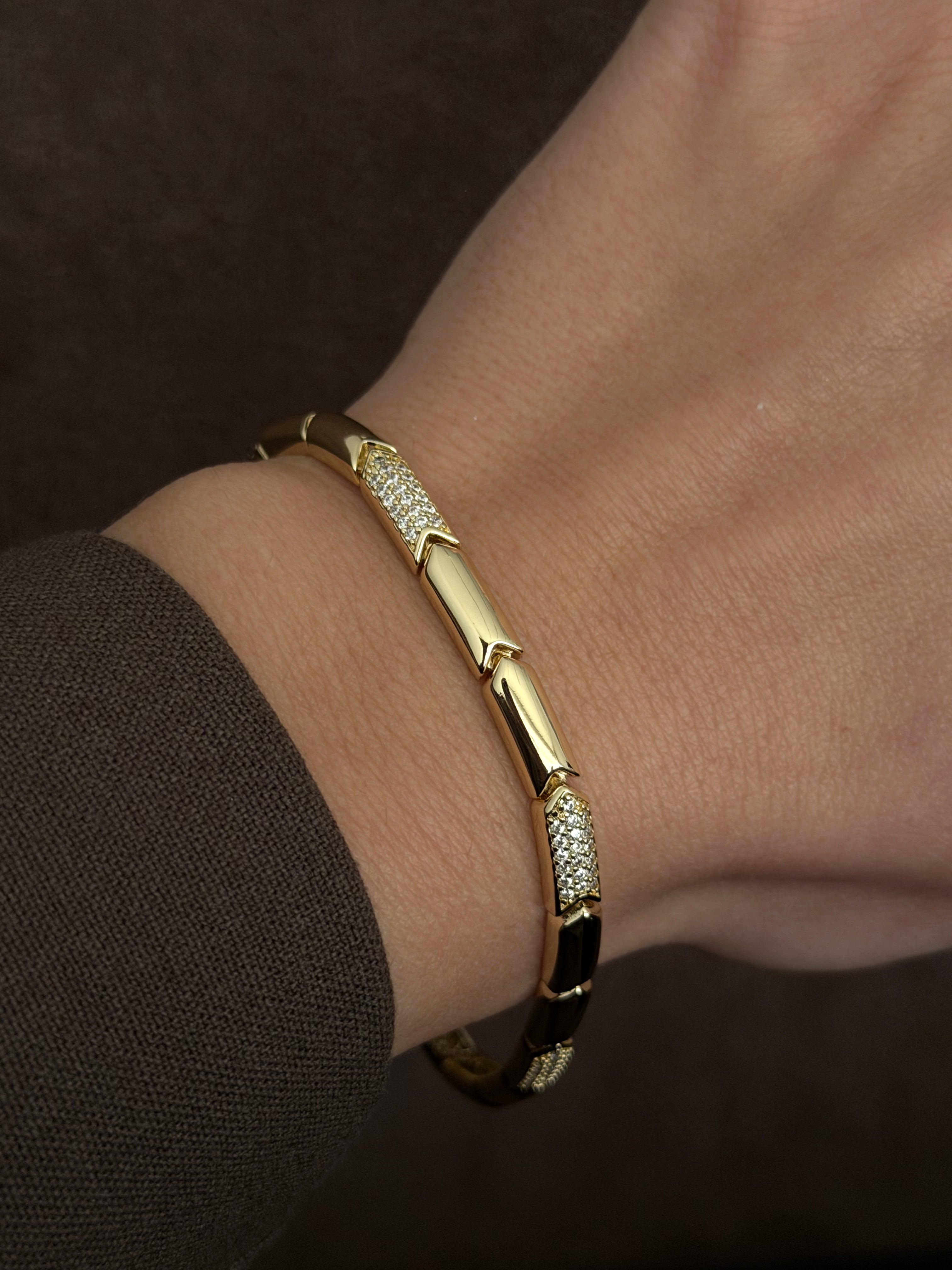 Gold Cz Pave Chevron Accent Bar Link Bracelet wholesale jewelry BRACELETS  Catwalk Jewellery Europe
