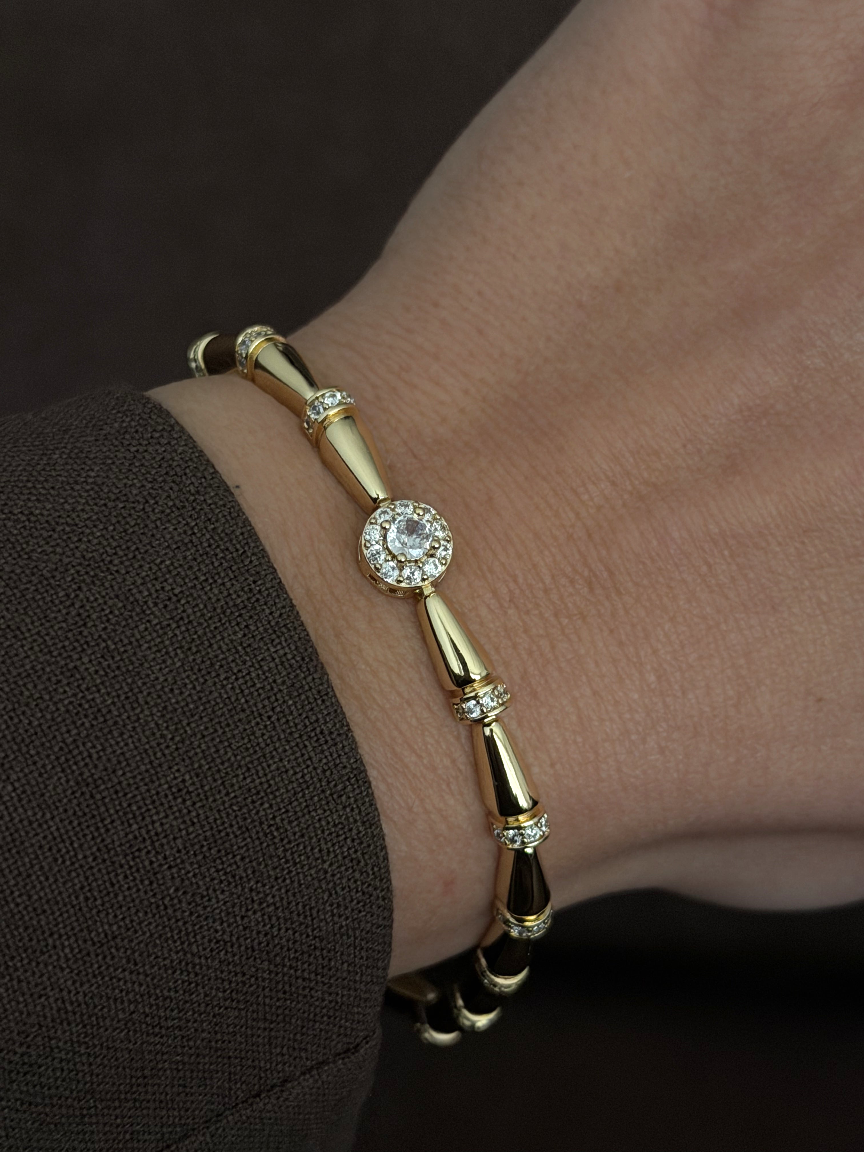Gold Cz Pave Tapered Link Round Halo Station Bracelet wholesale jewelry BRACELETS  Catwalk Jewellery Europe