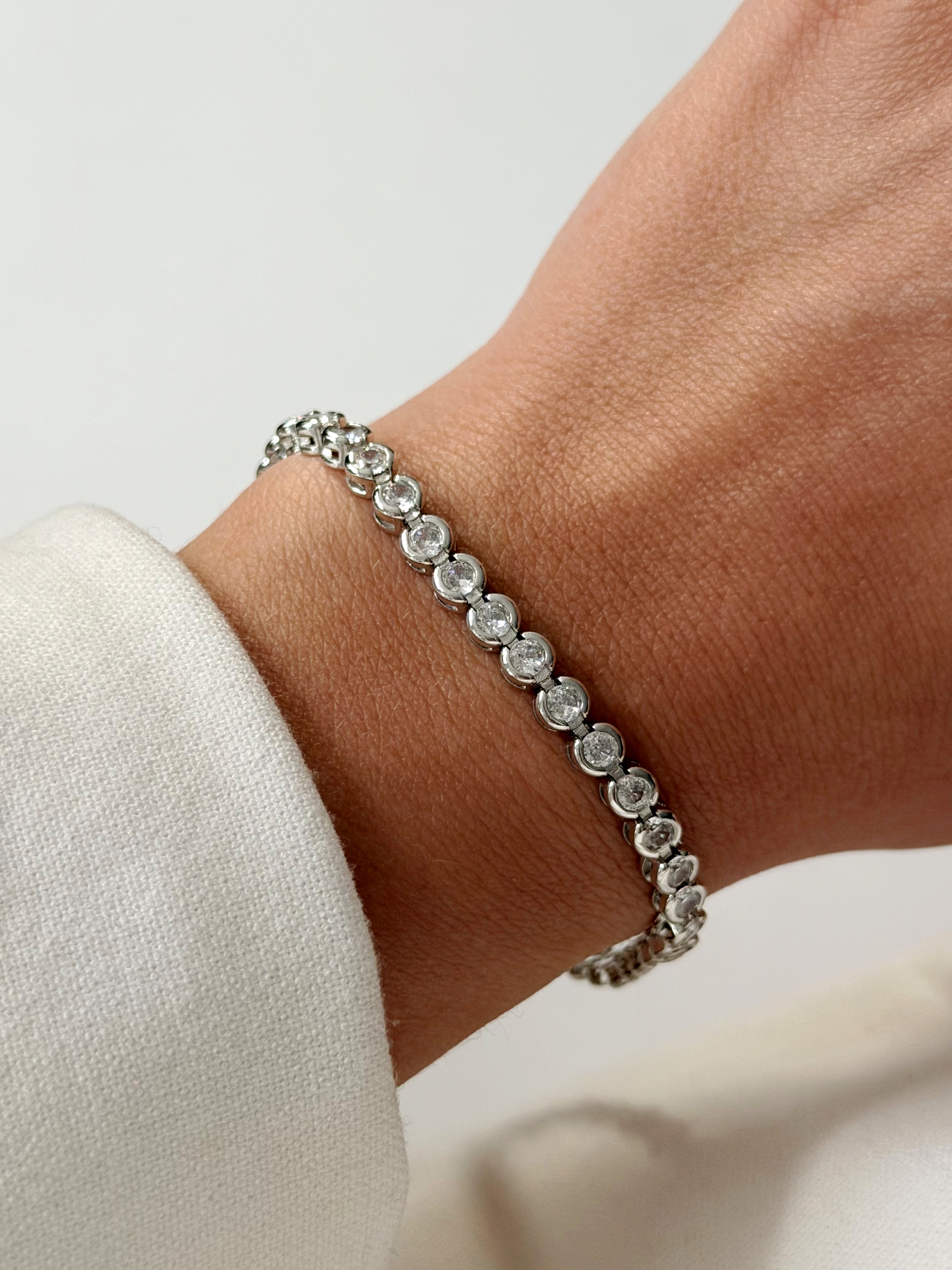 Silver Round Cut Cz Bezel Tennis Bracelet wholesale jewelry BRACELETS  Catwalk Jewellery Europe