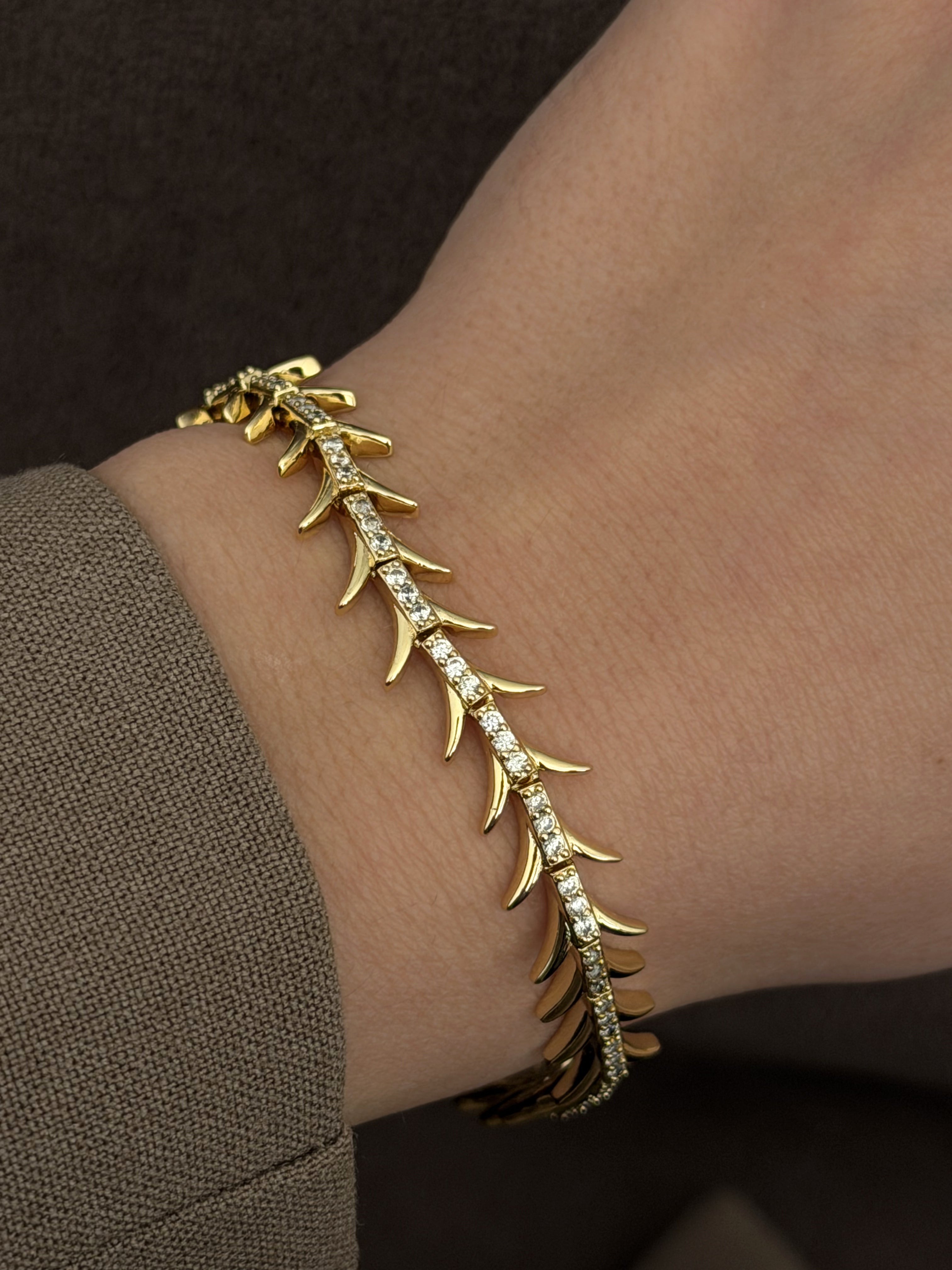 Gold Cz Pave Fern Leaf Chevron Link Bracelet wholesale jewelry BRACELETS  Catwalk Jewellery Europe