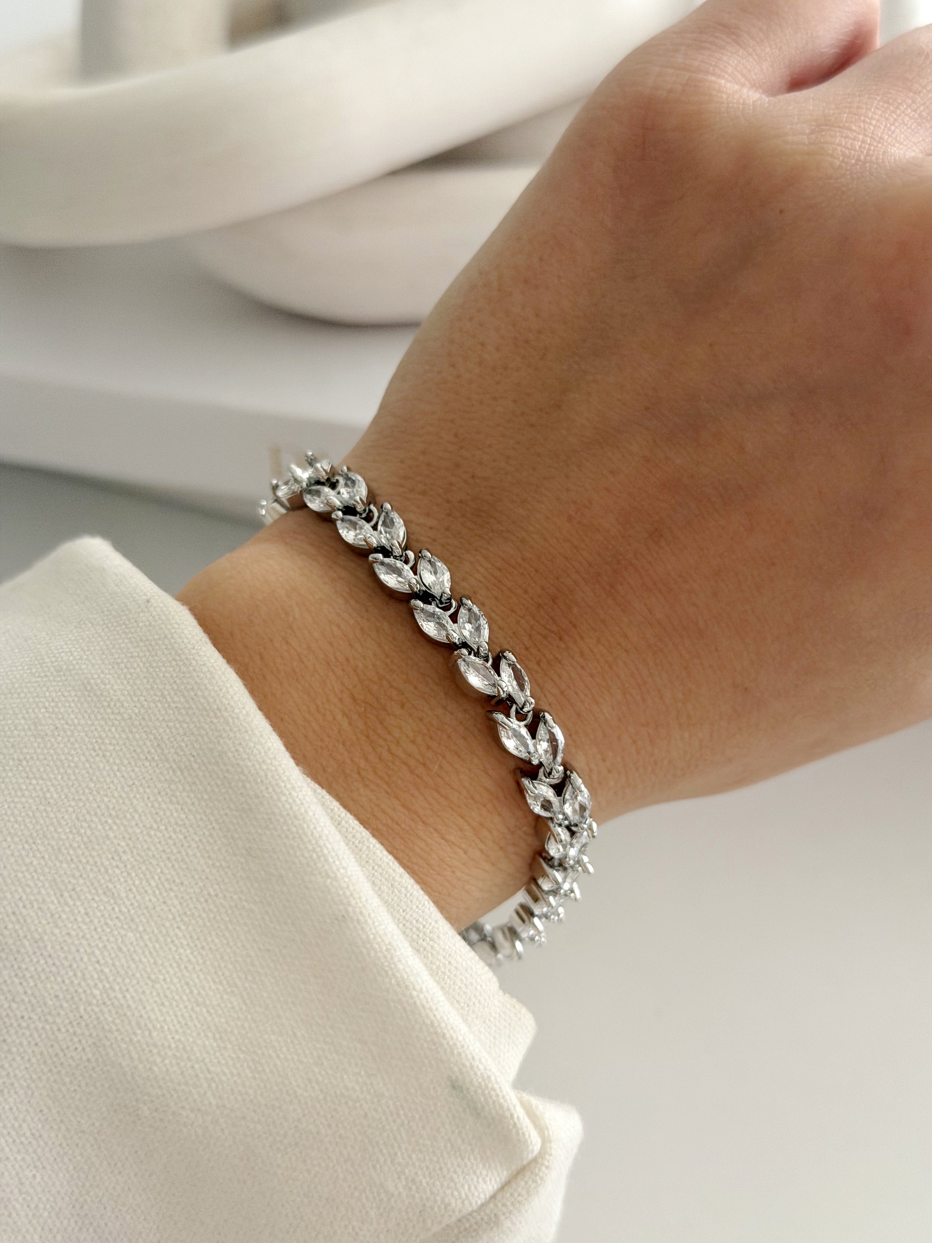 Silver Marquise Cut Cz Leaf Link Bracelet wholesale jewelry BRACELETS  Catwalk Jewellery Europe